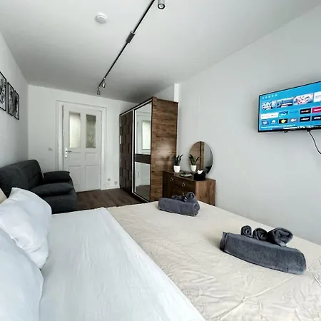 I Stylish Private In The Heart Of Berlin-kreuzberg